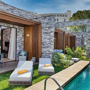 Luxury Lagoon Suite